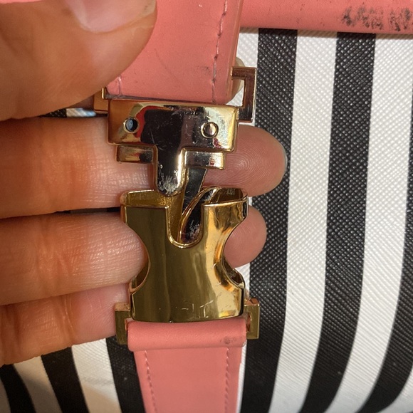 Pink Gorgeous Kambui laptop Carry-On Bag - Picture 12 of 14